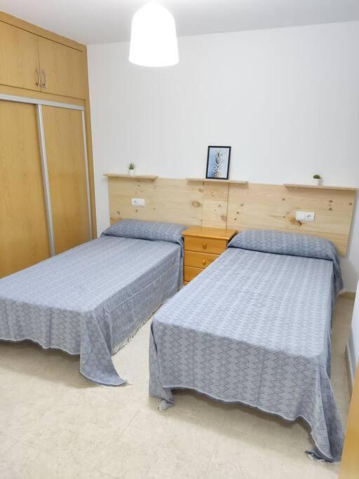 Piso En Playa De Gandia! Apartment Exterior photo
